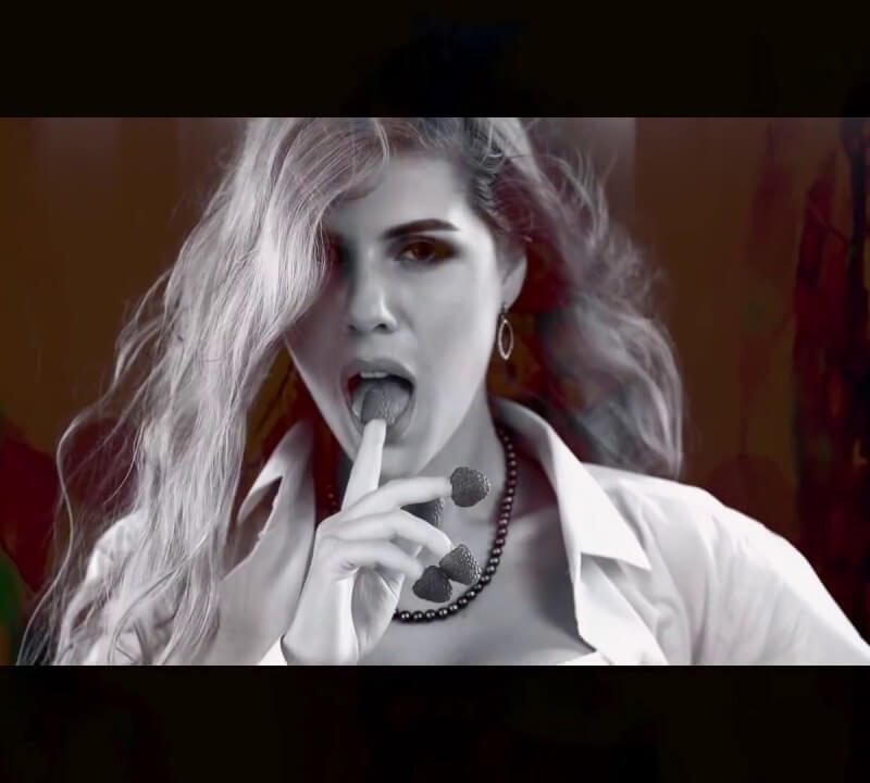 Lipskas feat. Csilla - Mergaitė su degtukais