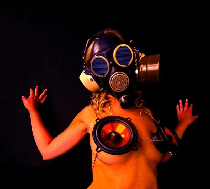 Lipskas - Mergaite, nusiskusk ūsus